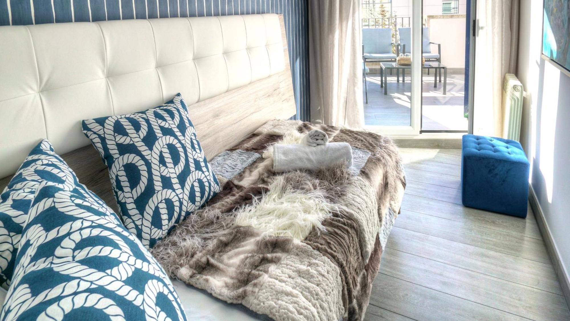 Beachstyle Penthouse By Hello Homes 시체스 외부 사진