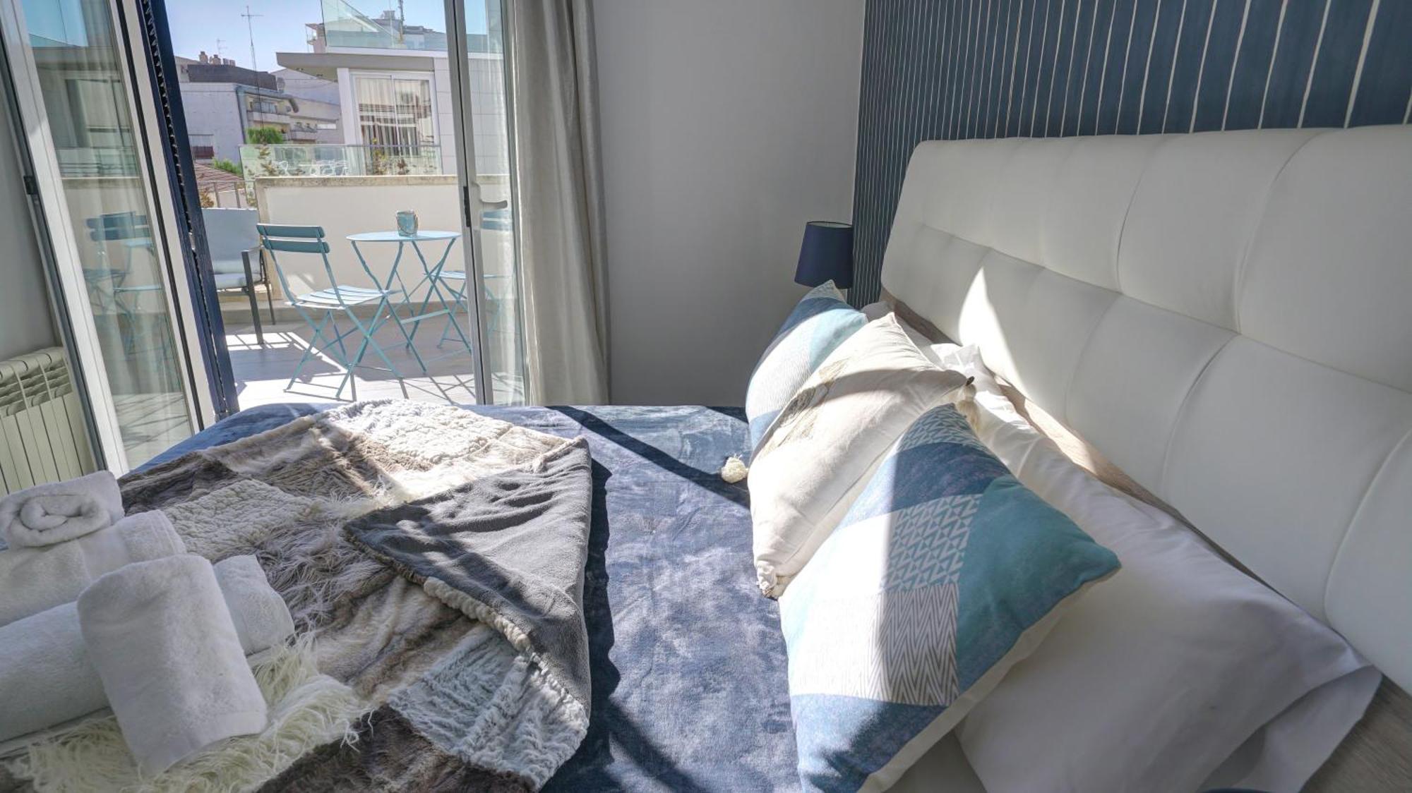 Beachstyle Penthouse By Hello Homes 시체스 외부 사진